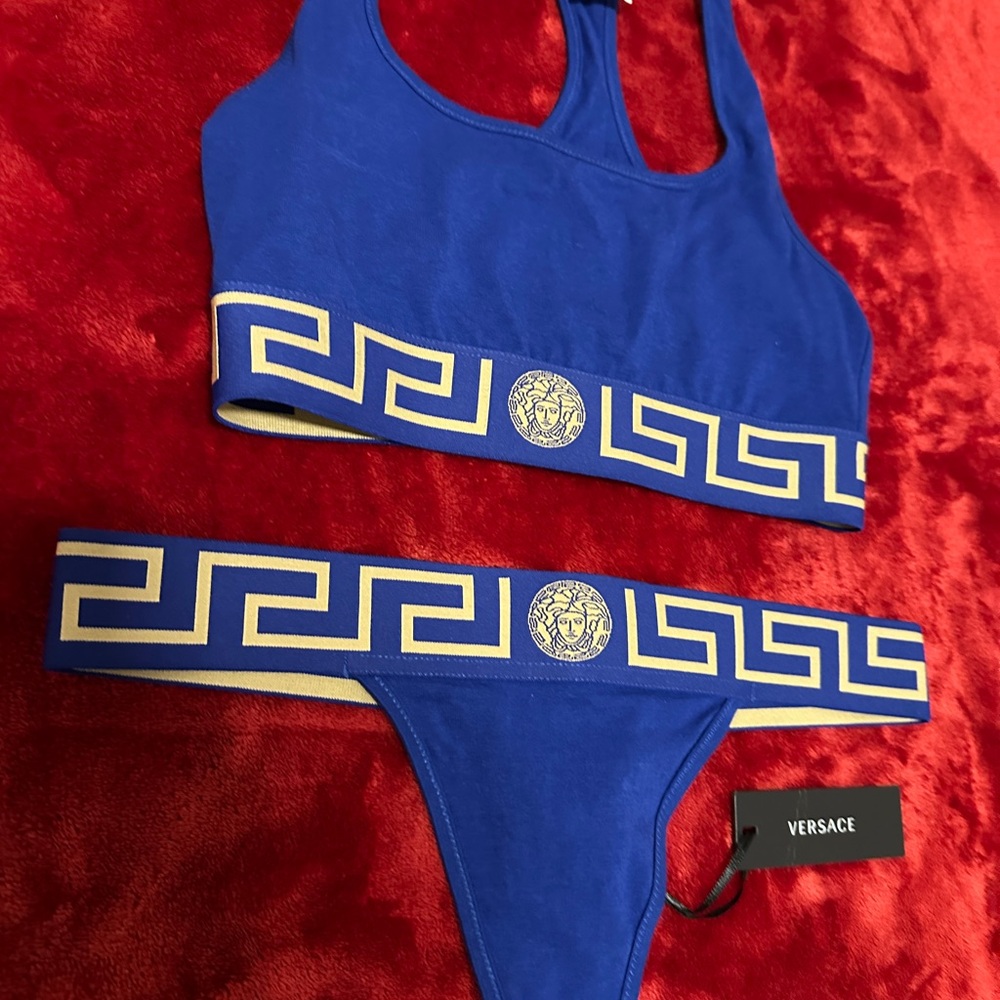 Versace Greca Border Set - Picture 3 of 8